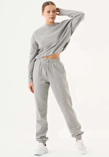 ORGANICATION ORGANICATION ESSENTIALS-SEDA- Sweatshirt aus Bio-Baumwolle, Grey melange, – Produktbild 2 von 3