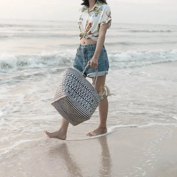 Soeji Soeji Blaue Einkaufstasche KIDUL aus Rattan – Produktbild 4 von 4