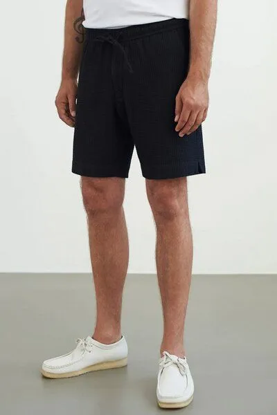 About Companions About Companions Shorts JIM aus Bio-Baumwollcrepe, Schwarz (eco crepe black), – Produktbild 2 von 4