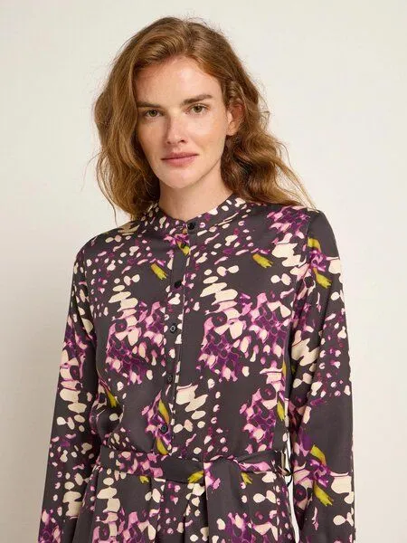 LANIUS LANIUS Midikleid aus TENCEL Lyocell, Print butterfly black/violet, – Produktbild 3 von 4
