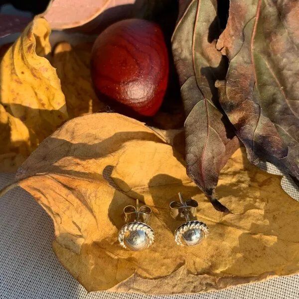 pakilia pakilia Silber Ohrstecker Kugel Fair-Trade und handmade – Produktbild 5 von 7