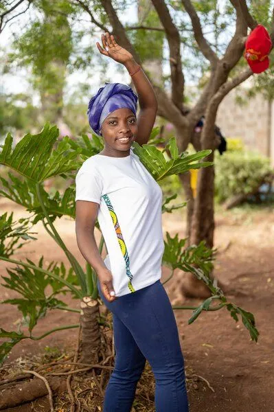 Maishameanslife Maishameanslife Bio Kitenge Shirt - Women, Weiss, – Produktbild 3 von 3
