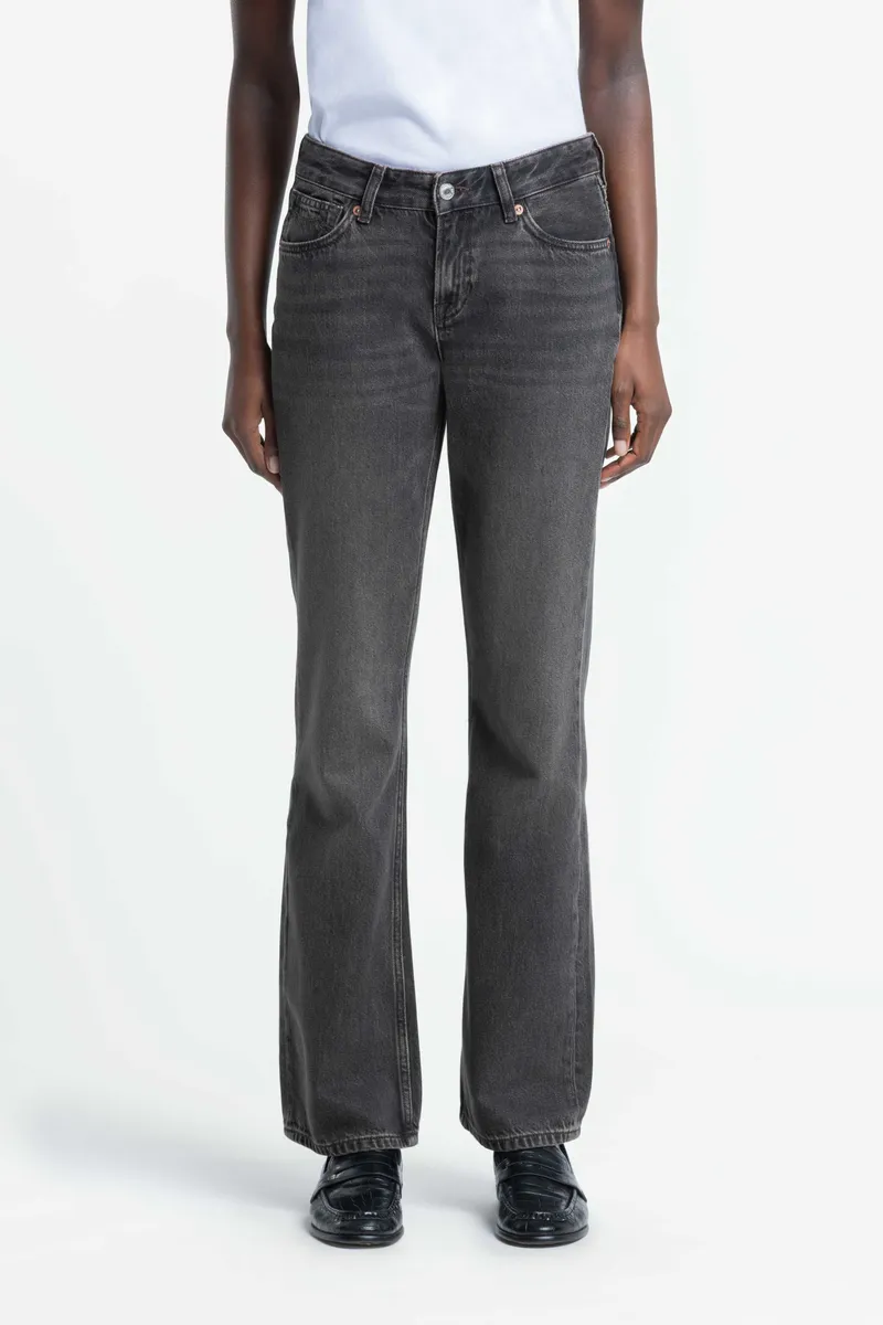 Kings Of Indigo Kings of Indigo Damen vegan Jeans Teruko Vilma Washed Braun-Schwarz, Schwarz, – Produktbild 1 von 1