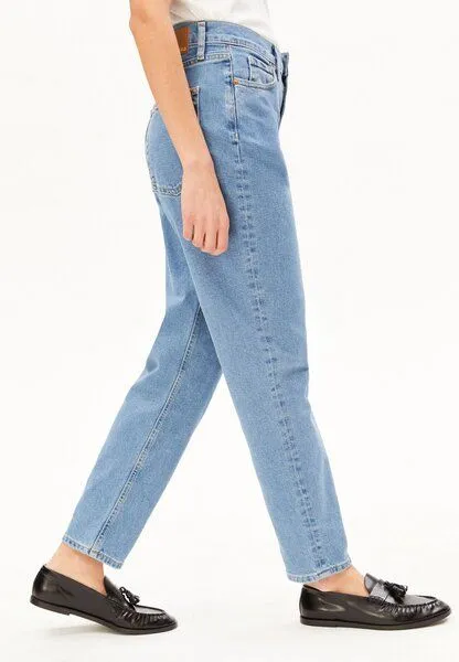 ARMEDANGELS ARMEDANGELS MAIRAA Damen Mom Jeans recycelter Baumwoll Mix, Blue, – Produktbild 8 von 8
