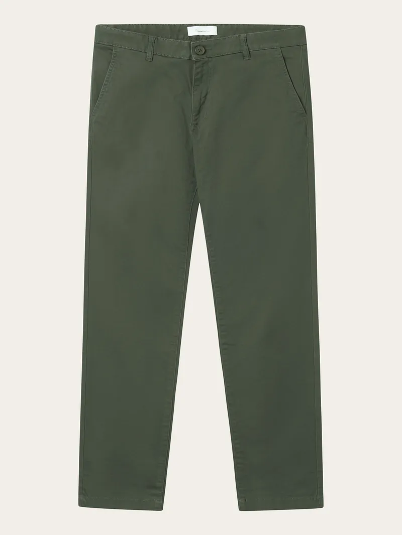 KnowledgeCotton Apparel KnowledgeCotton Apparel Herren vegan Chino-Hose Luca Slim Twill Forrest Night, Dunkelgrün, – Produktbild 1 von 2