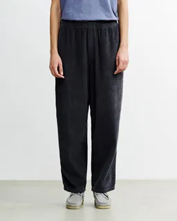 Rotholz Rotholz Damen vegan Hose Mit Weitem Bein Aus Cord Anthrazit – Produktbild 1 von 1