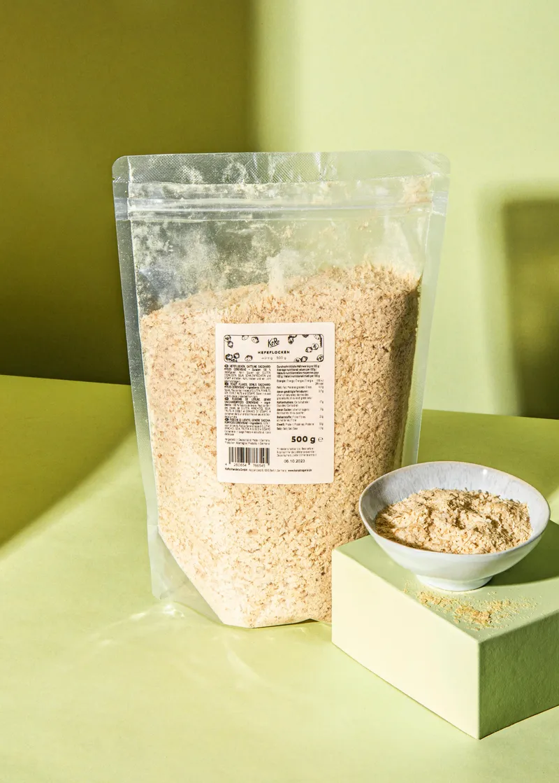 KoRo Hefeflocken 500 g – Produktbild 2 von 5