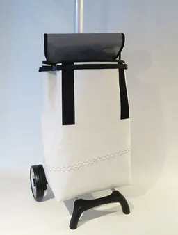 Leonca Leonca Upcycling Einkaufstrolley aus recyceltem Segel – Produktbild 1 von 1
