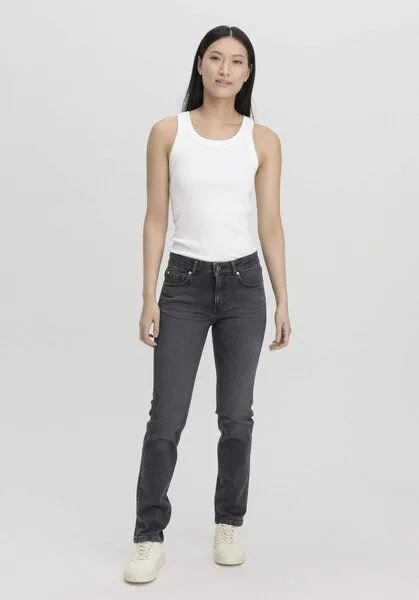 hessnatur hessnatur Jeans LEA Mid Rise Slim aus Bio-Denim, Black washed, – Produktbild 1 von 4