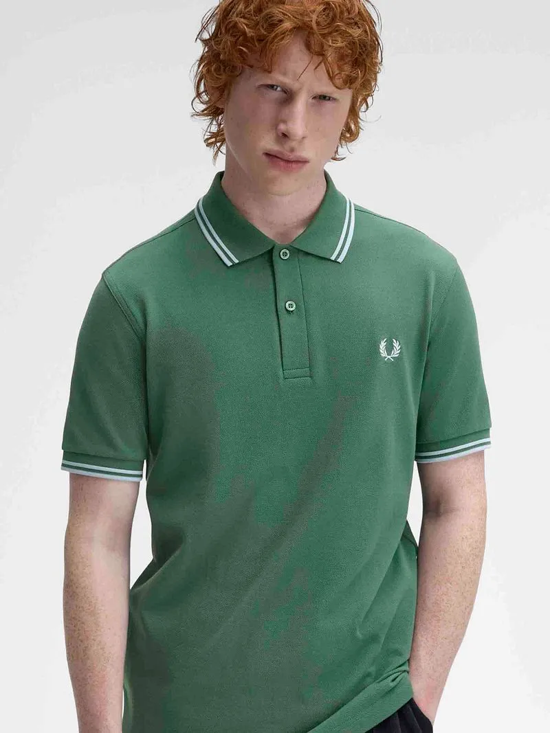 Fred Perry Fred Perry Polo Twin Tipped M3600 Grün Z59 - Größe S, Grün, – Produktbild 2 von 5