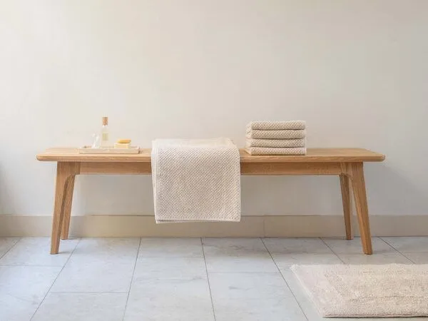Yumeko Gästehandtücher Dots 30x50 - 4 Stk - "Yumeko" aus Bio-Baumwolle, White sand, – Produktbild 1 von 4