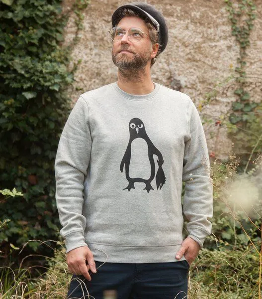 päfjes päfjes Pinguin Paul mit Fisch - Fair Wear Unisex Sweater, Grau, – Produktbild 4 von 4