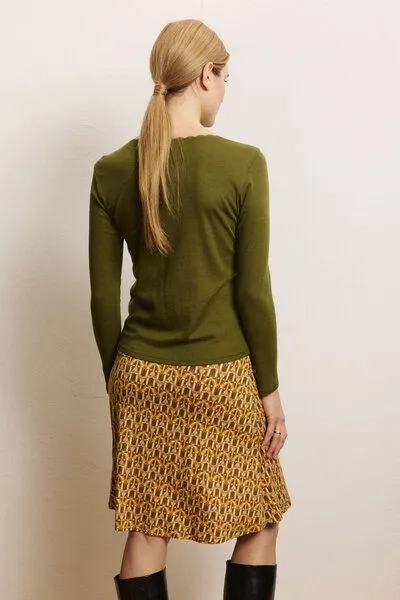 Tranquillo Tranquillo Longsleeve Noemiee aus Biobaumwolle, Olive, – Produktbild 5 von 6