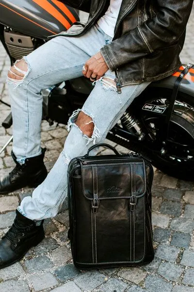 Alpenleder Alpenleder Multipurpose bag ALLGÄU, Brandy, – Produktbild 3 von 4