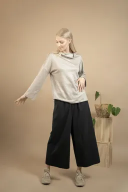 TAWAST TAWAST Damen vegan Pullover Peaceful Being Sand – Produktbild 1 von 1