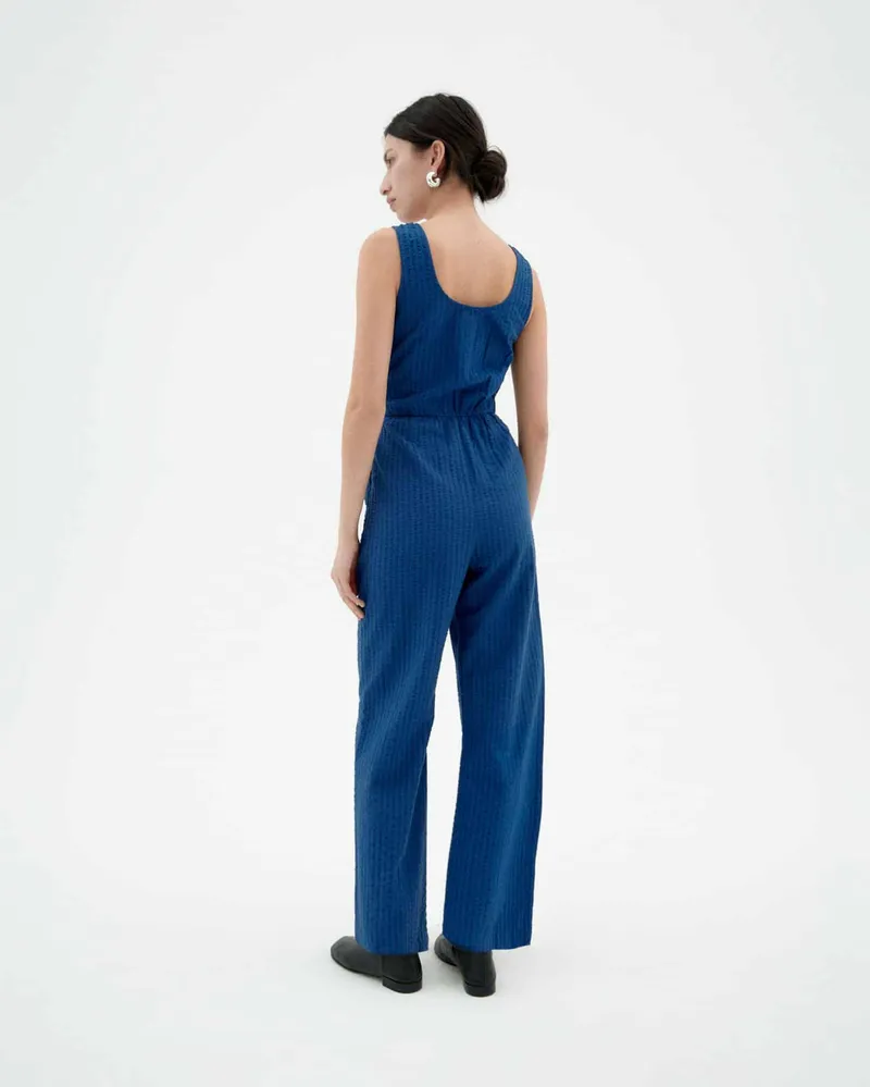 thinking mu Thinking MU Damen vegan Jumpsuit Seersucker Rafelesia Kobaltblau, Dunkelblau, – Produktbild 1 von 2