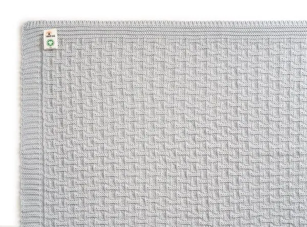 Sonnenstrick Sonnenstrick – Bio Baby-Strickdecke "Karostrickmotiv" (100 x 90 cm) Bio-Baumwolle, Silbergrau, – Produktbild 2 von 4