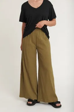 Basic Apparel Basic Apparel Lockere Hose SIMONE aus Bio-Baumwolle – Produktbild 1 von 1