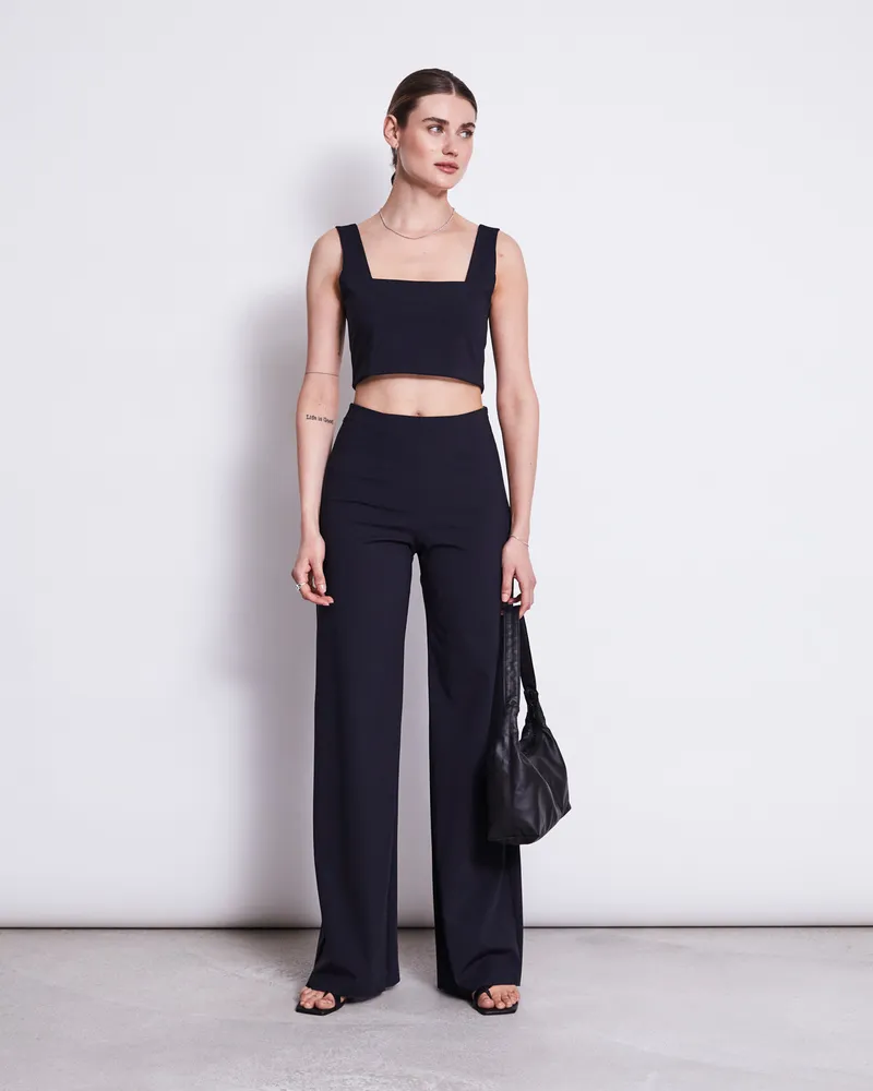 JAN N JUNE JAN 'N JUNE Damen vegan Crop Top Cancun Schwarz, Schwarz, – Produktbild 1 von 3