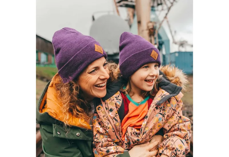Soulbuddy Strickmütze Partnerlook Beanie Mütze für Damen, Herren & Kinder (Set, 1x Eltern Beanie & 1x Kids Beanie, OEKO-TEX® Standard 100 zertifiziert), Lila, – Produktbild 2 von 5