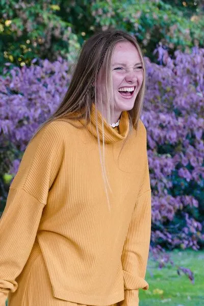 Vivien Joy Vivien Joy Schlichter Rollkragenpullover - Aila Basic Pulli, Amber (gelb), – Produktbild 3 von 4