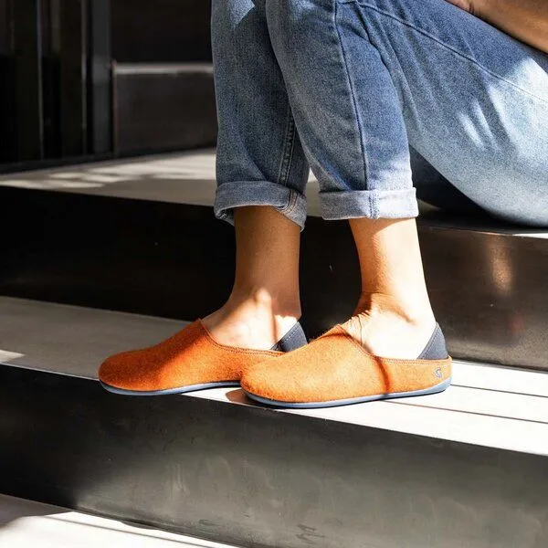 Gottstein Gottstein Filzhausschuh Wool Slip-On aus 100% Schurwolle - für Damen & Herren - Rutschfeste Gummisohle, Orange, – Produktbild 2 von 4