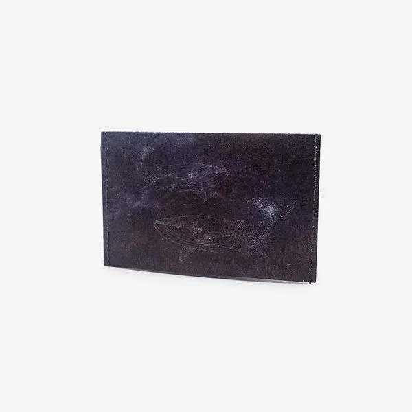 paprcuts paprcuts RFID Kartenhalter, Galactic whale (dunkelblau), – Produktbild 1 von 4