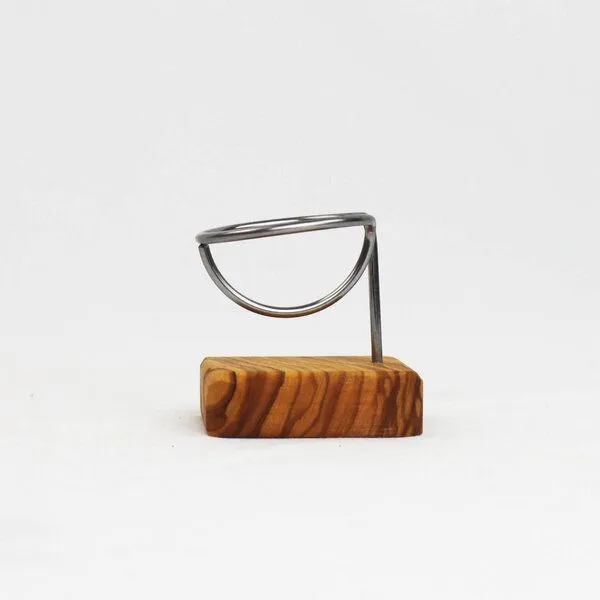 Mitienda Shop Mitienda Shop Eierbecher Design aus Olivenholz – Produktbild 3 von 4