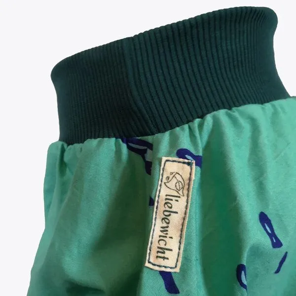 liebewicht liebewicht kurze Pumphose Sommerhose gemustert aus Biobaumwolle, Türkis gemustert/grün, – Produktbild 4 von 4