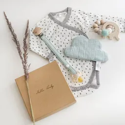 NoniKids Berlin NoniKids Berlin NoniKids Geschenkebox *Mint Love* | Bio Baumwolle – Produktbild 1 von 1