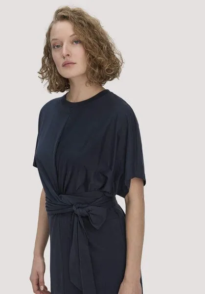 hessnatur hessnatur Jersey Kleid Midi Oversize aus reiner Bio-Baumwolle, Marine, – Produktbild 2 von 4