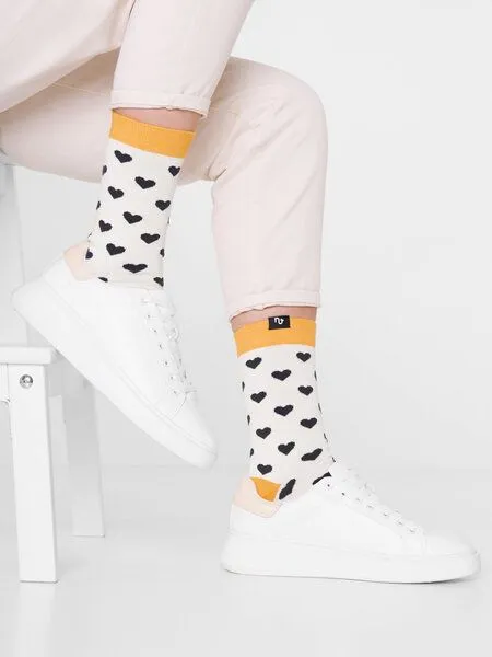 Natural Vibes Natural Vibes Bunte Socken Bio GOTS | Herren Damen Socken | Herzen – Produktbild 5 von 5