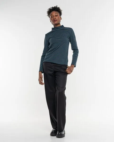 Alma & Lovis Alma & Lovis Turtleneck Ringelshirt aus softer Bio-Baumwolle | Ringel Turtleneck, Pinie (grün), – Produktbild 2 von 4