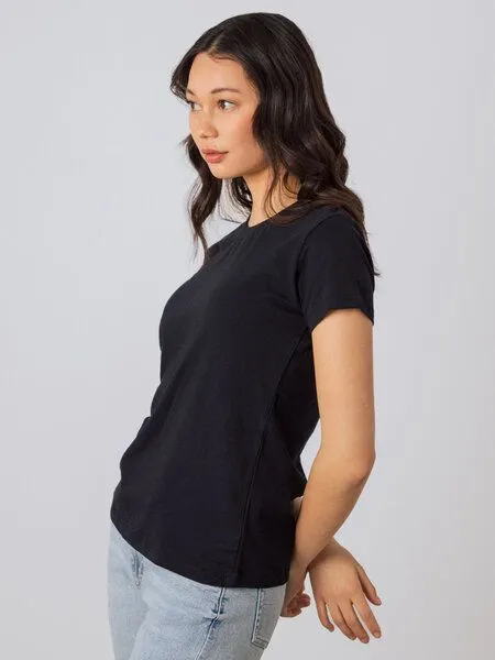 Honest Basics Honest Basics Damen Basic T-Shirt aus Bio- und recycelter Baumwolle, Schwarz, – Produktbild 3 von 4