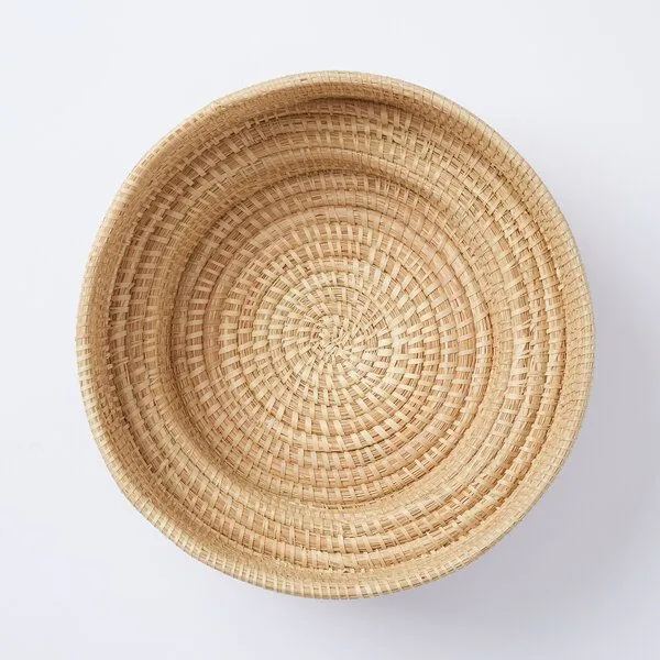 By Native By Native Korb Dengu aus Palmfaser, Größe medium, handgeflochten – Produktbild 2 von 4