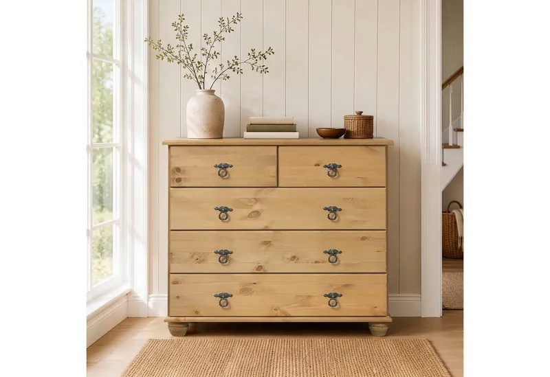 OTTO home Kommode Finca, aus massivem Kiefernholz, mit Schubladen für Stauraummöglichkeiten, Beige, – Produktbild 2 von 5