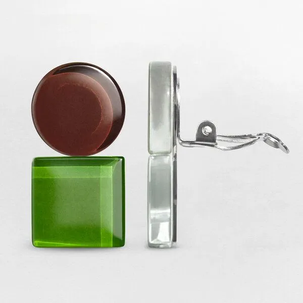 ALEXASCHA ALEXASCHA Geometrische Clip Ohrringe aus Glas | Bauhaus Design | 16 Farbkombinationen, Braun & grün, – Produktbild 4 von 4