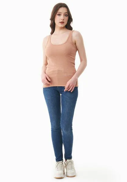 ORGANICATION ORGANICATION Geripptes Basic Top aus Bio-Baumwolle, Tan, – Produktbild 2 von 4