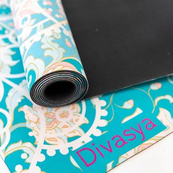 Divasya Divasya Reise Yogamatte aus Naturkautschuk & recycelter Mikrofaser, Grün - vintage rosery, – Produktbild 2 von 6