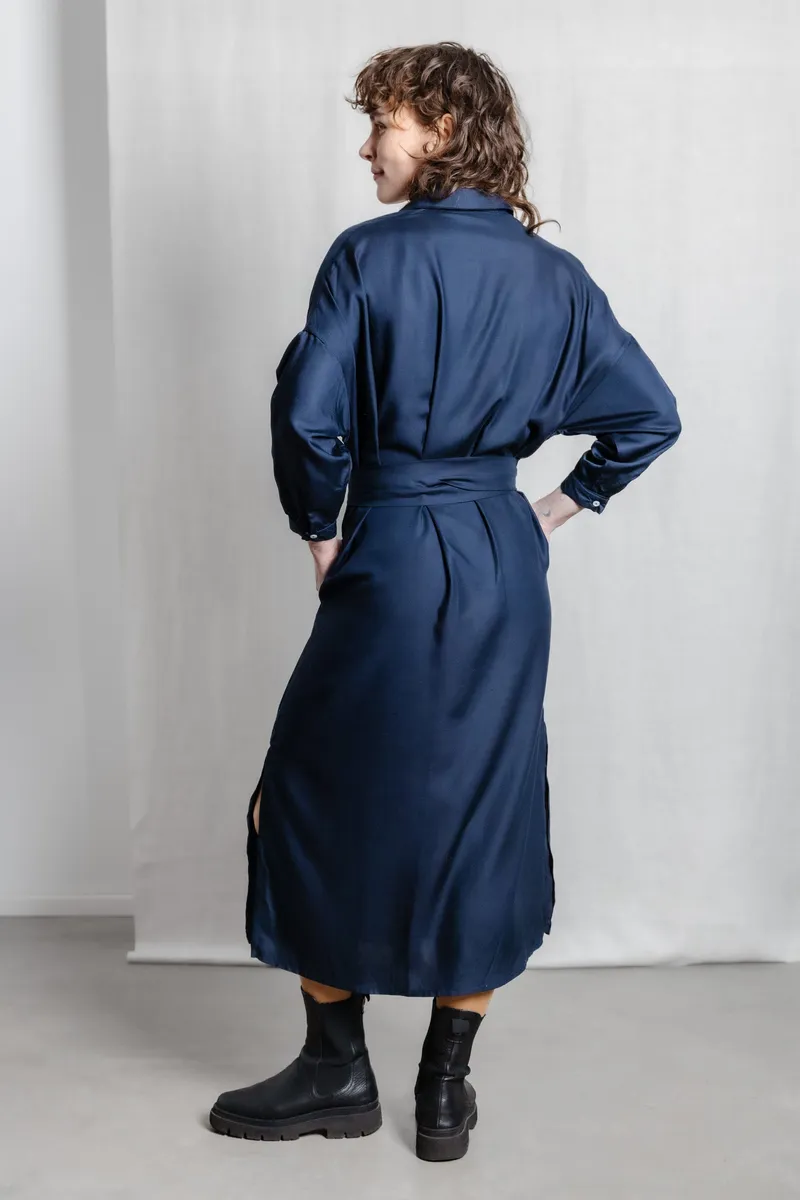 Jyoti - Fair Works Jyoti - Fair Works Damen vegan Kleid Ananya Saphirblau, Extra dunkelblau, – Produktbild 2 von 2