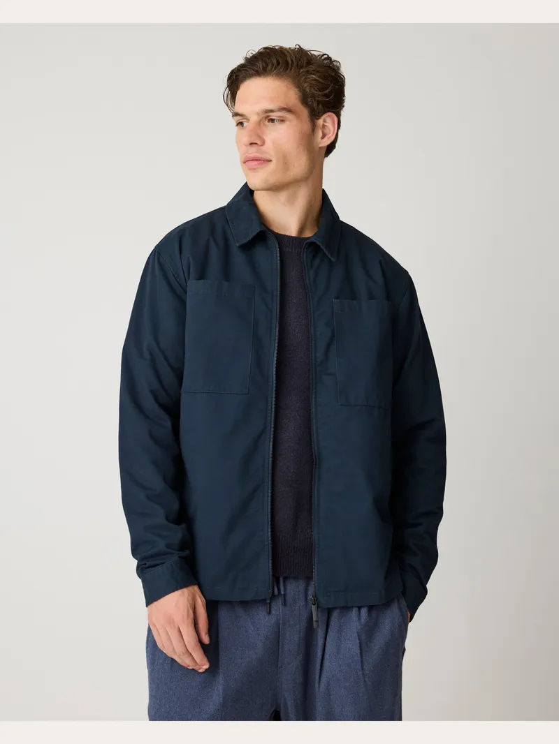 KnowledgeCotton Apparel KnowledgeCotton Apparel Herren vegan Zip Overshirt Twill Total Eclipse Navy, Extra dunkelblau, – Produktbild 1 von 2
