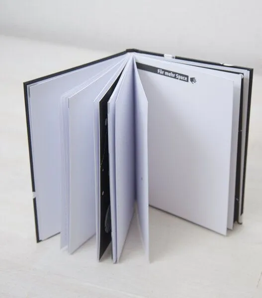 päfjes päfjes Ich bin dann mal weg! - Notizbuch A5 Hardcover 96 Seiten - Black – Produktbild 2 von 4