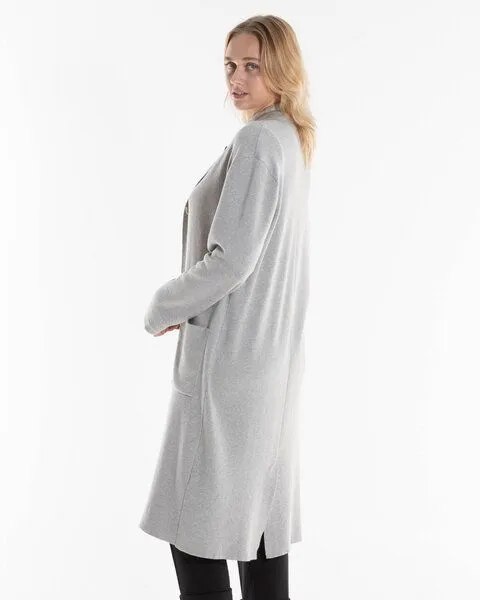 Alma & Lovis Alma & Lovis Strickmantel aus Bio-Baumwolle | Knit Coat, Stone (grau), – Produktbild 4 von 4