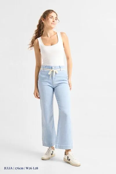 DAWN Damen Jeans DEW Flared High Waist French Pocket DAWN Bio-Baumwolle, Bright blue, – Produktbild 3 von 6