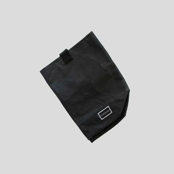 Paper & Sons Paper & Sons Tote Bag aus Kraftpapier Maple, große Shopper Tasche schwarz, Damen, faltbar, 25 l, vegan, wasserabweisend – Produktbild 3 von 4