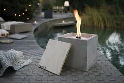 beske Betonfeuer® Beske-Manufaktur ´Fuego´ 17x17x17 Dauerdocht Kerzenwachsrecycling – Produktbild 1 von 1