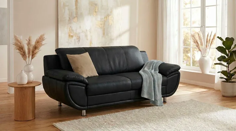 TRENDMANUFAKTUR 2-Sitzer Rondo 178 cm, 2-Sitzer, komfortabel, Federkern optional, Chromfüße, Couch wahlweise mit Federkern und in verschiedenen Bezügen bestellbar, Schwarz, – Produktbild 1 von 5