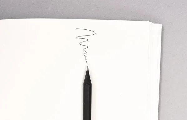 tyyp Bleistift schwarz – minimalistischer Schreibstift – nachhaltig by tyyp – Produktbild 3 von 3