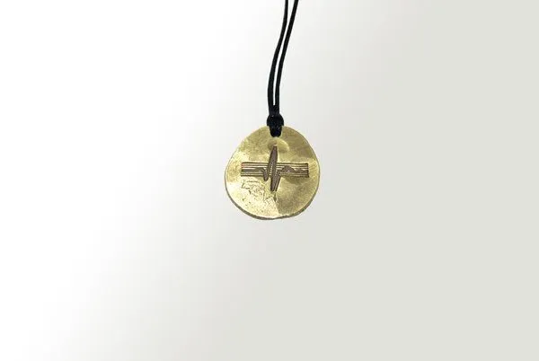 Curió Dobrão Curió Dobrão Messing Halsband Ø32, Schwarz, – Produktbild 3 von 3