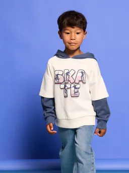 Vertbaudet Kapuzensweatshirt mit Vintage-Print und Ärmeln im Lagenlook Jungen – Produktbild 1 von 1